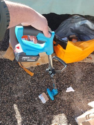 Desbrozadora eléctrica 36V