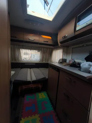 Caravana Knaus 400lkk 2 ambientes