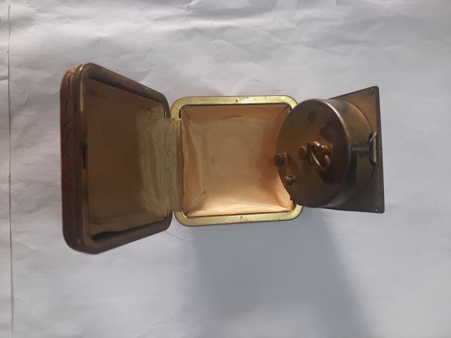 Reloj despertador antiguo Europa