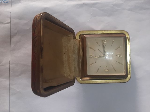 Reloj despertador antiguo Europa