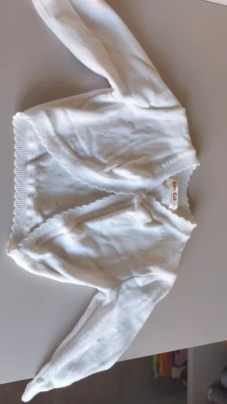 Rebeca unisex Cozy Cub blanca