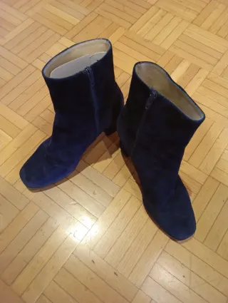 Botines azules de ante
