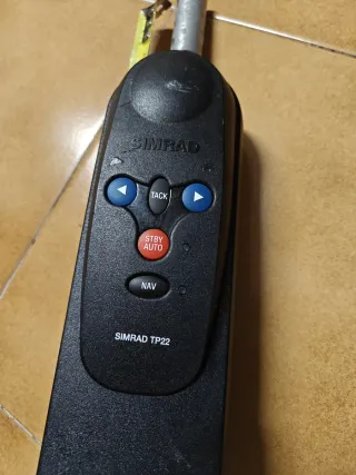 Piloto Automático SIMRAD TP22 Caña