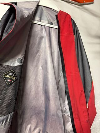 Chaqueta Montura Gore-Tex