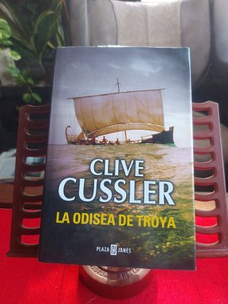 En compañía del sol.Oro entre brumas.L disea troya