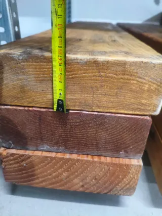 Vigas de madera rústicas