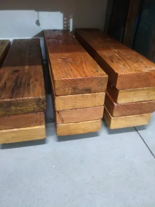 Vigas de madera rústicas