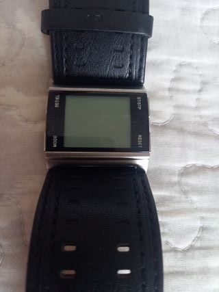 Reloj Roxy Negro Digital