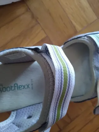 Sandalias Footflexx trekking beige y verde