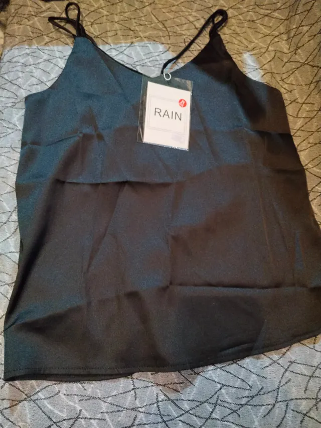 Blusa RAIN satén negra talla M
