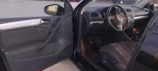 Volkswagen Golf VI Negro