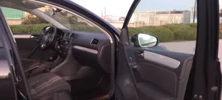 Volkswagen Golf VI Negro