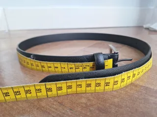 Cinturón de vestir negro para niño