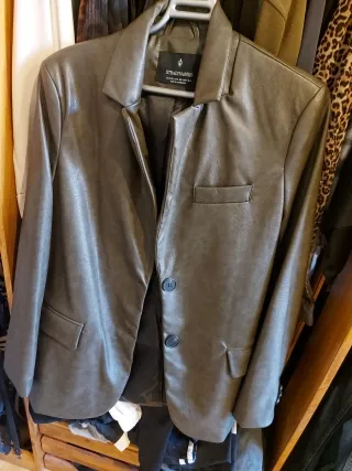 Americana Stradivarius gris mujer