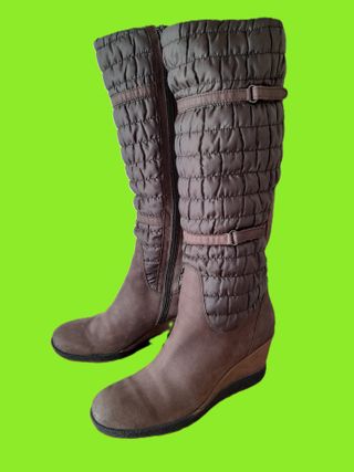 Botas marrones acolchadas