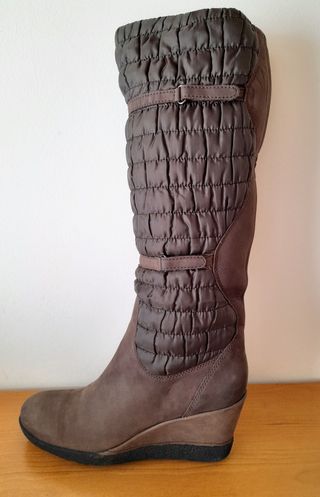 Botas marrones acolchadas