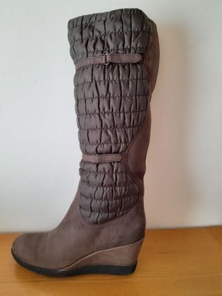 Botas marrones acolchadas
