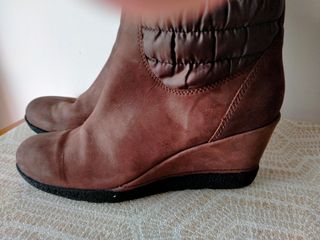 Botas marrones acolchadas