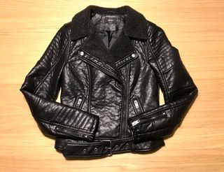 Chaqueta efecto cuero ONLY negra Talla XS