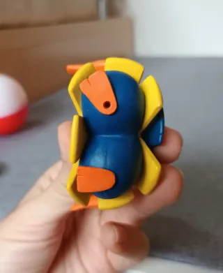 Makuhita Hariyama Tomy Zukan