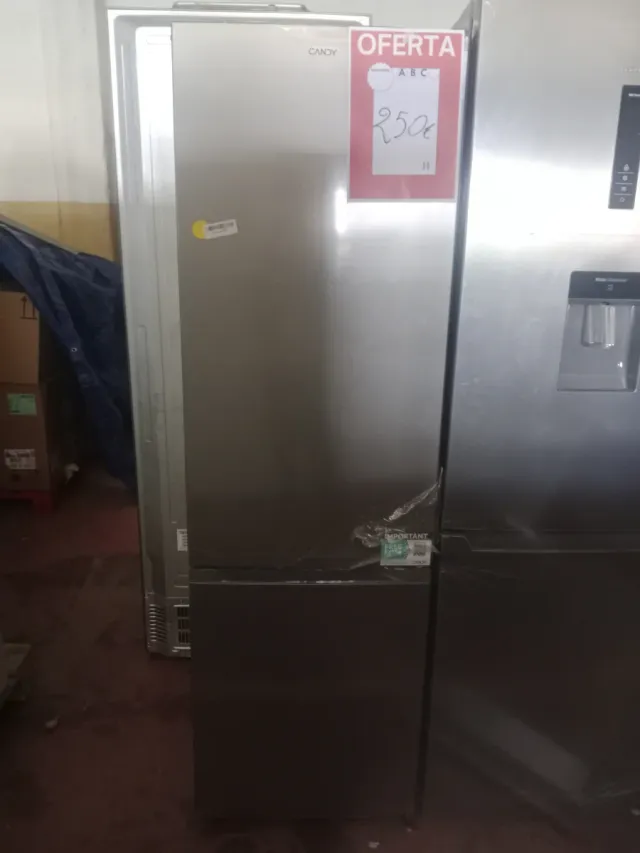 Nevera Candy Oferta 250€