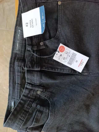 Pantalones vaqueros negros Lefties Super Skinny 42
