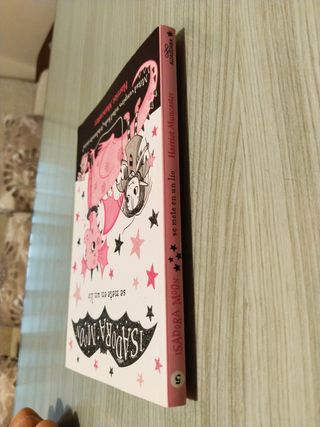 ISADORA MOON se mete en un lío