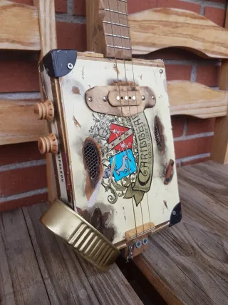 Cigar Box Guitar