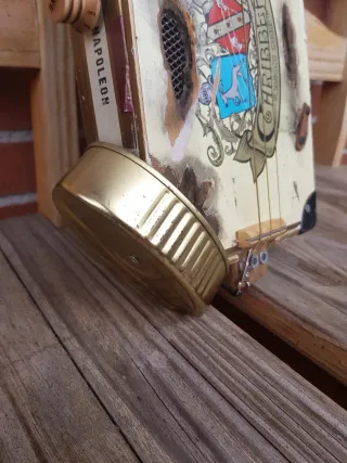 Cigar Box Guitar