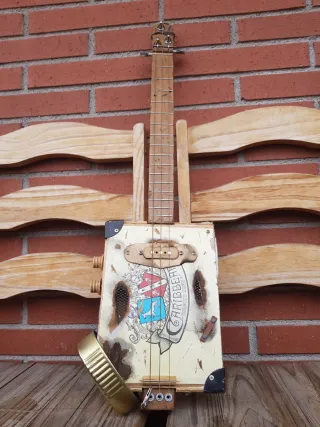 Cigar Box Guitar