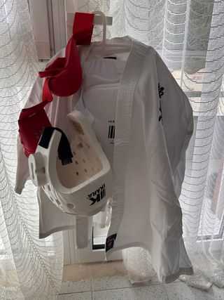 Conjunto Karate 8-9 años