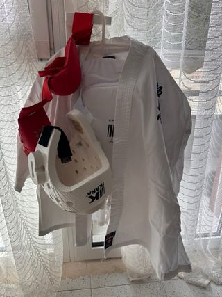 Conjunto Karate 8-9 años