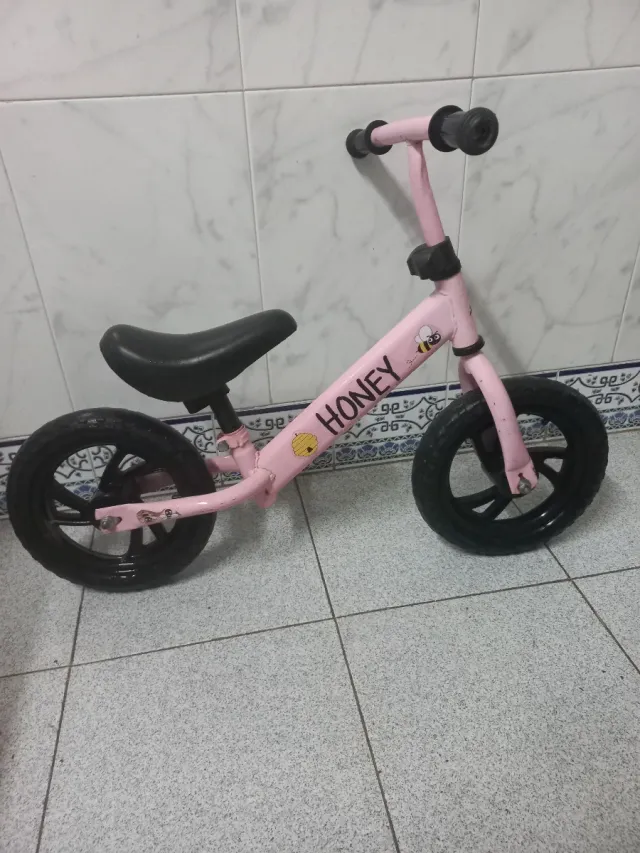 Bici sin pedales rosa