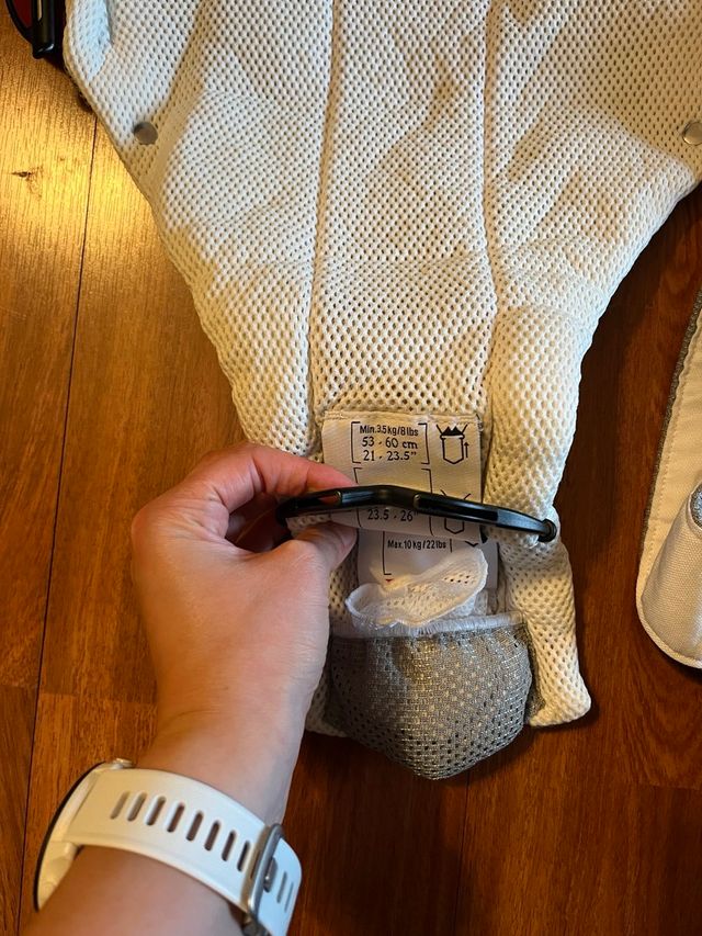 Portabebés BabyBjörn Gris y Blanco