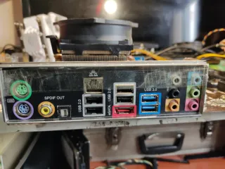 Placa Base ASRock 970 Extreme3 AM3+ con fx-8350 