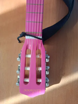 Guitarra infantil Soy Luna con funda y cordon