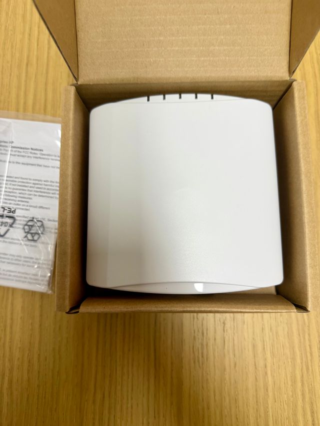 Commscope Ruckus R320 Access Point