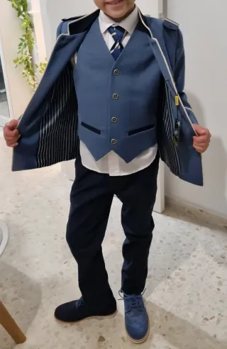 Traje comunión niño. Talla 7-8