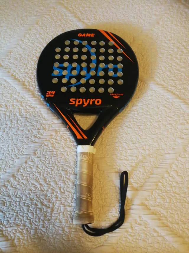 Pala de pádel Spyro Game 34mm. Niño