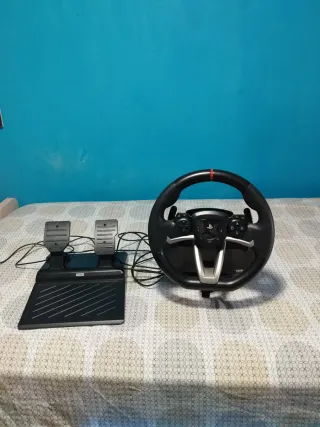 Volante y Pedales PS5/PS4/PC HORI
