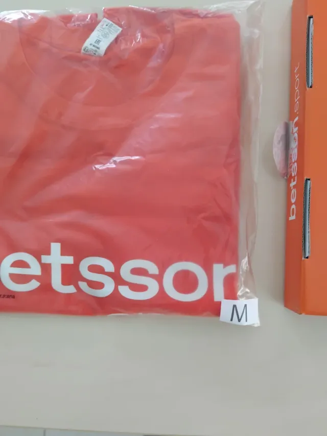 Maglietta BETSSON SPORT rossa taglia M