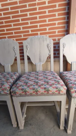 5 Sillas de Madera Maciza