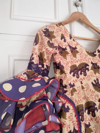 Vestido Flamenca Beige y Morado