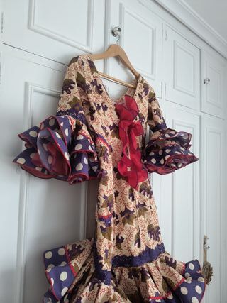 Vestido Flamenca Beige y Morado