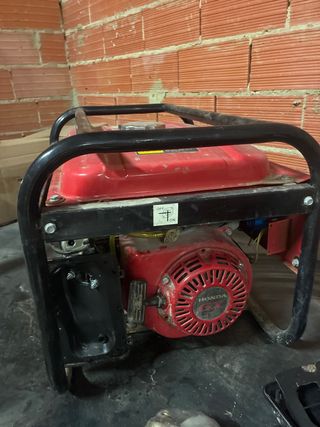 Se repara maquinaria de jardinería y construcción