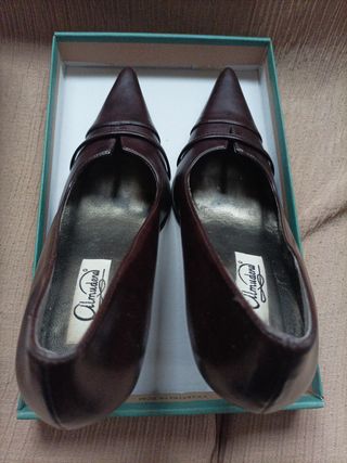Zapatos de tacón Almudena piel marrón