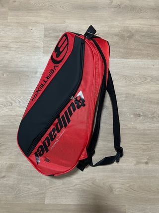 Paletero Bullpadel Vertex 04 Rojo