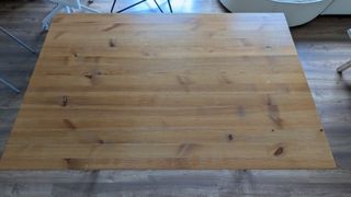 Mesa de madera rústica