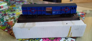 Maqueta vagón azul P.F.F.