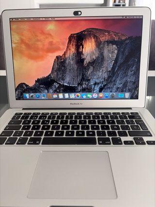 MacBook Air 13” i7 500GB Plata